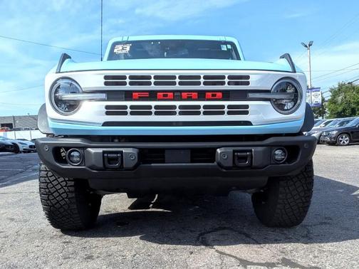2023 Ford Bronco Heritage Limited Edition