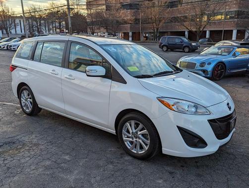 2014 Mazda Mazda5 Sport