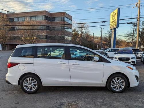 2014 Mazda Mazda5 Sport