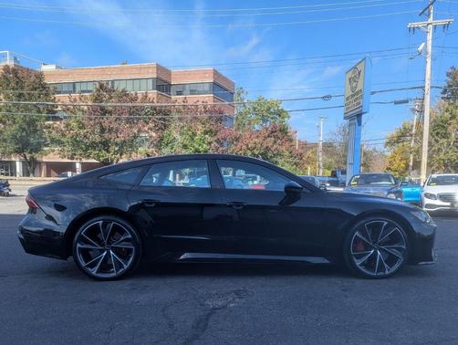 2022 Audi RS 7 4.0T