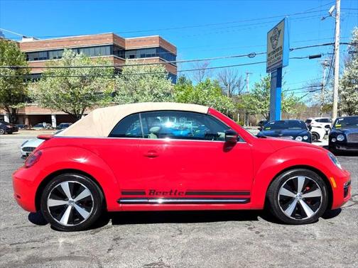 2013 Volkswagen Beetle 2.0T