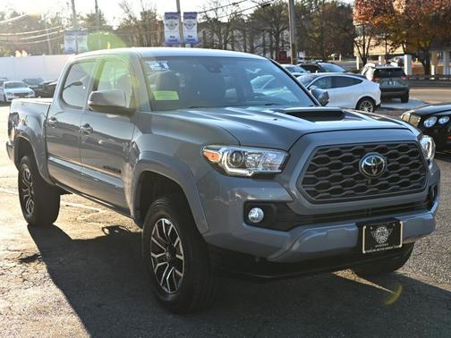 2021 Toyota Tacoma TRD Sport