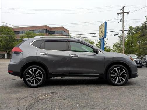 2017 Nissan Rogue SL