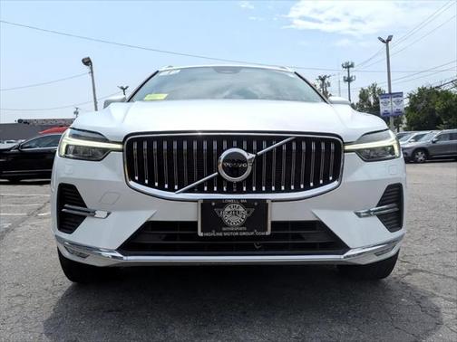 2022 Volvo XC60 B5 Inscription