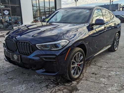 2023 BMW X6 M50i