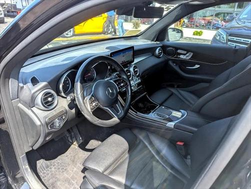2022 Mercedes-Benz GLC 300 4MATIC