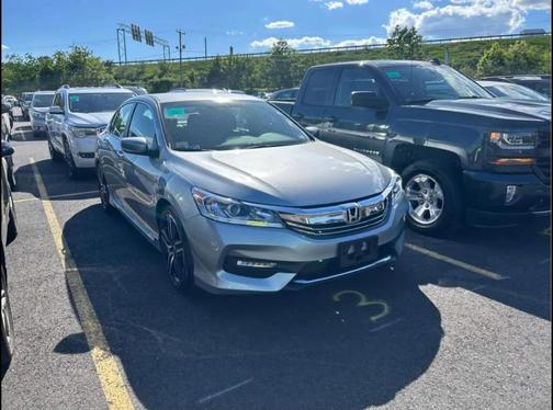 Lunar Silver Metallic 2017 Honda Accord Sport SE