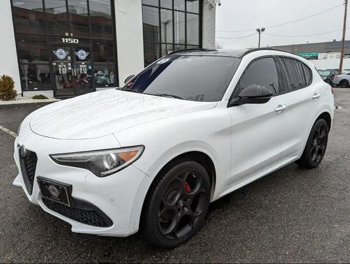 2022 Alfa Romeo Stelvio Ti