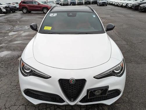 2022 Alfa Romeo Stelvio Ti