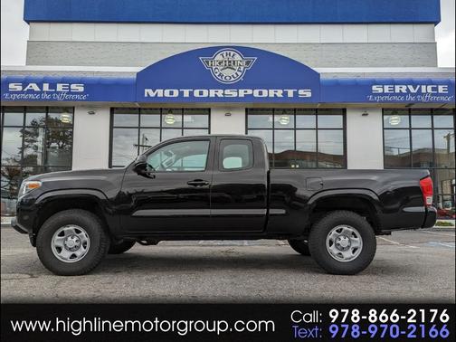 2017 Toyota Tacoma SR