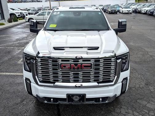 2024 GMC Sierra 2500 Denali