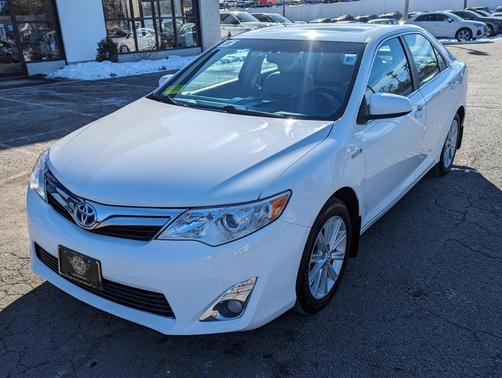 2013 Toyota Camry Hybrid XLE