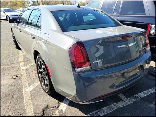 2018 Chrysler 300 S