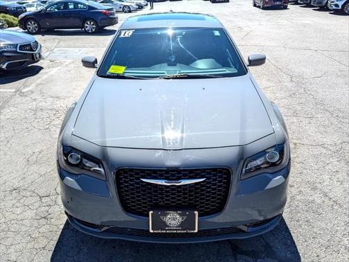 2018 Chrysler 300 S