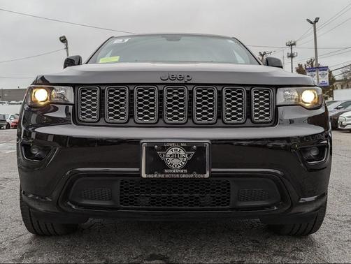 2021 Jeep Grand Cherokee Laredo