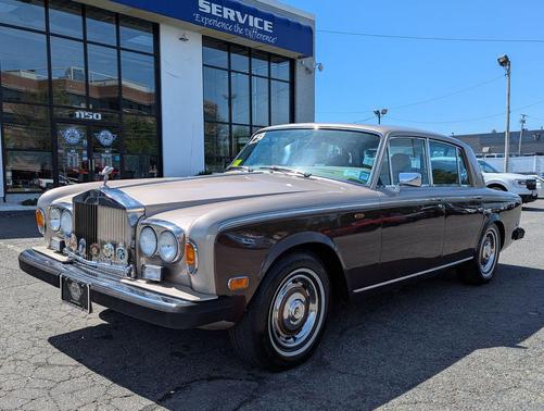 Brown 1979 Rolls-Royce Silver Shadow Model