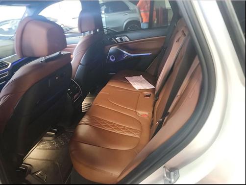 2023 BMW X5 M50i