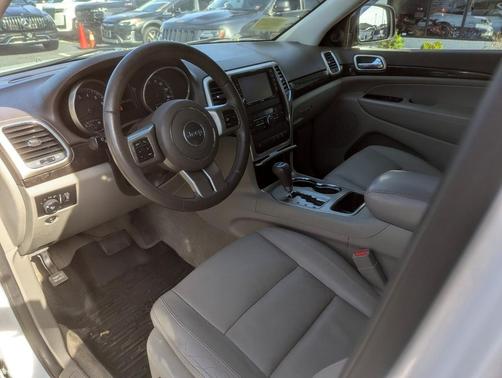 2013 Jeep Grand Cherokee Laredo
