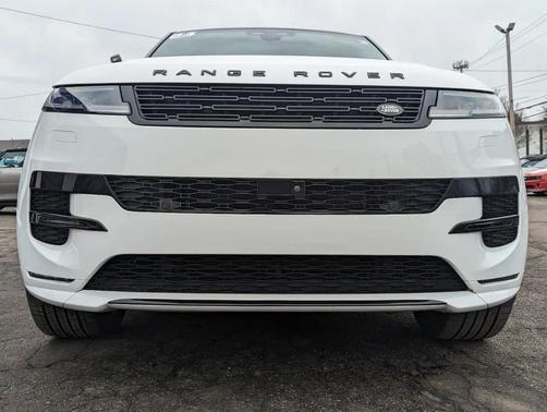 2024 Land Rover Range Rover Sport SE