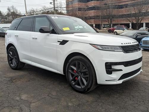 2024 Land Rover Range Rover Sport SE
