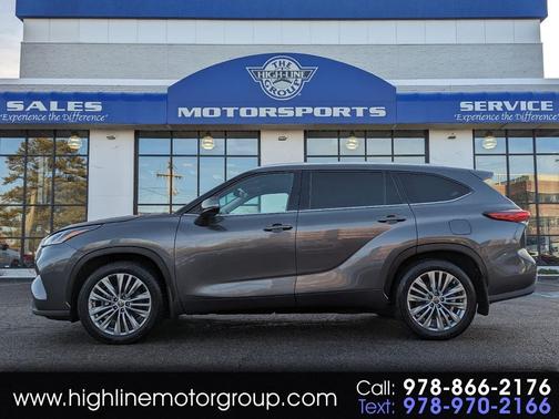 2022 Toyota Highlander Platinum