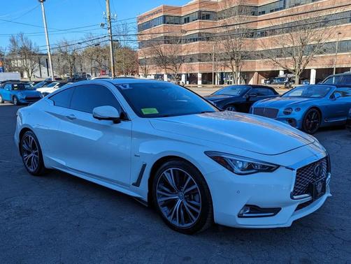 2017 INFINITI Q60 3.0T Premium