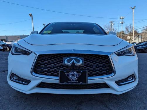 2017 INFINITI Q60 3.0T Premium