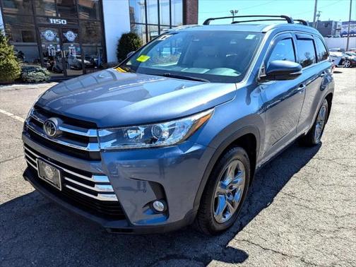 2017 Toyota Highlander Limited Platinum