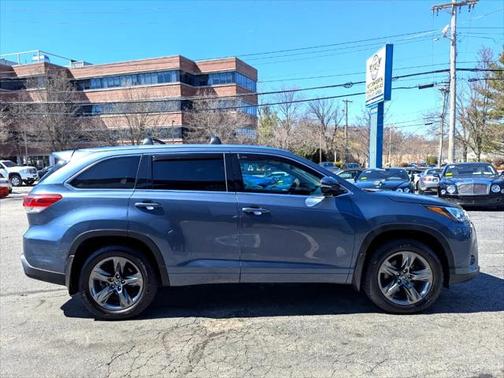 2017 Toyota Highlander Limited Platinum