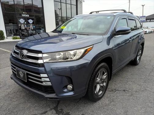 2017 Toyota Highlander Limited Platinum