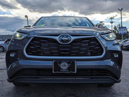 2023 Toyota Highlander LE
