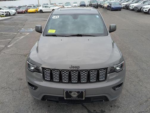 Sting-Gray Clearcoat 2020 Jeep Grand Cherokee Altitude
