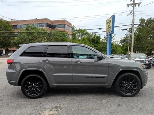 2020 Jeep Grand Cherokee Altitude
