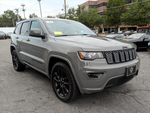 2020 Jeep Grand Cherokee Altitude