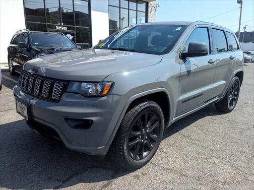 2020 Jeep Grand Cherokee Altitude