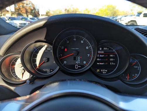 2018 Porsche Cayenne Platinum Edition