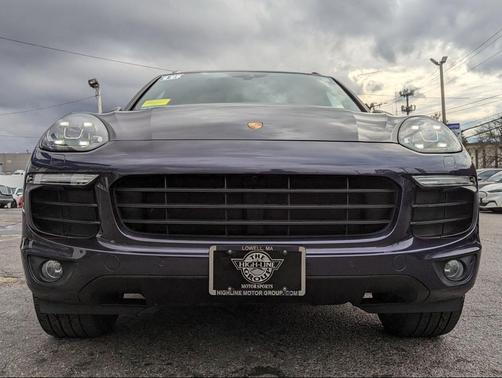 2018 Porsche Cayenne Platinum Edition