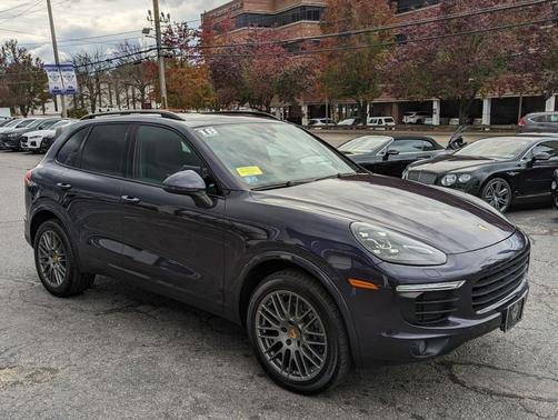2018 Porsche Cayenne Platinum Edition