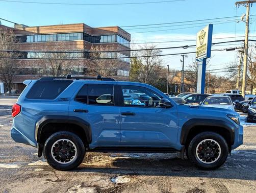 2025 Toyota 4Runner TRD Off Road