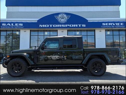 Sarge Green Clearcoat 2022 Jeep Gladiator Willys 4x4