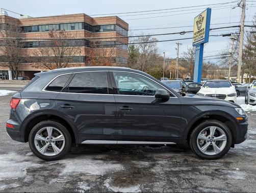 2020 Audi Q5 45 Premium Plus