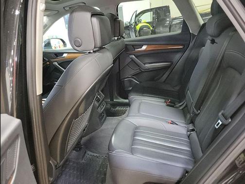 2021 Audi Q5 45 Premium Plus