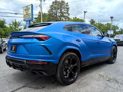 2021 Lamborghini Urus AWD