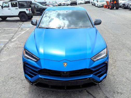 2021 Lamborghini Urus AWD