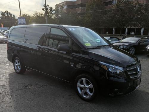 2020 Mercedes-Benz Metris Base