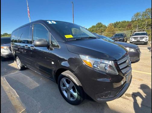 2020 Mercedes-Benz Metris Base