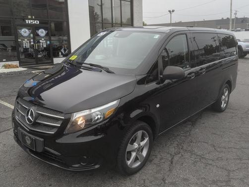 2020 Mercedes-Benz Metris Base