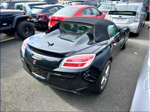 2008 Saturn Sky Red Line