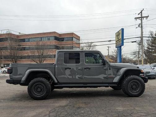 2022 Jeep Gladiator Mojave 4x4