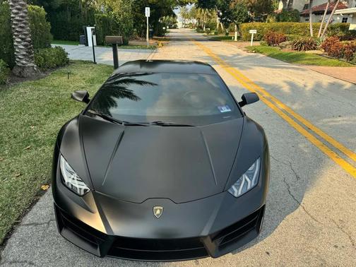 2016 Lamborghini Huracan LP580-2